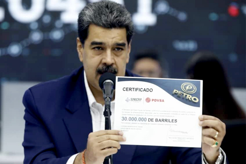 Maduro Plans to Airdrop Petro to Municipal Leaders and Eligible Citizens