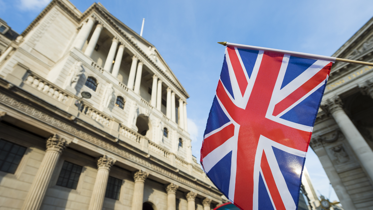 Bank of England Predicts Worst Economic Crash in 300 Years for UK